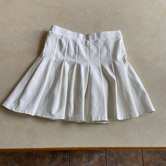 Altar’d State cream pleated tennis-style skirt sz Small Easter Brunch - Picture 5 of 5
